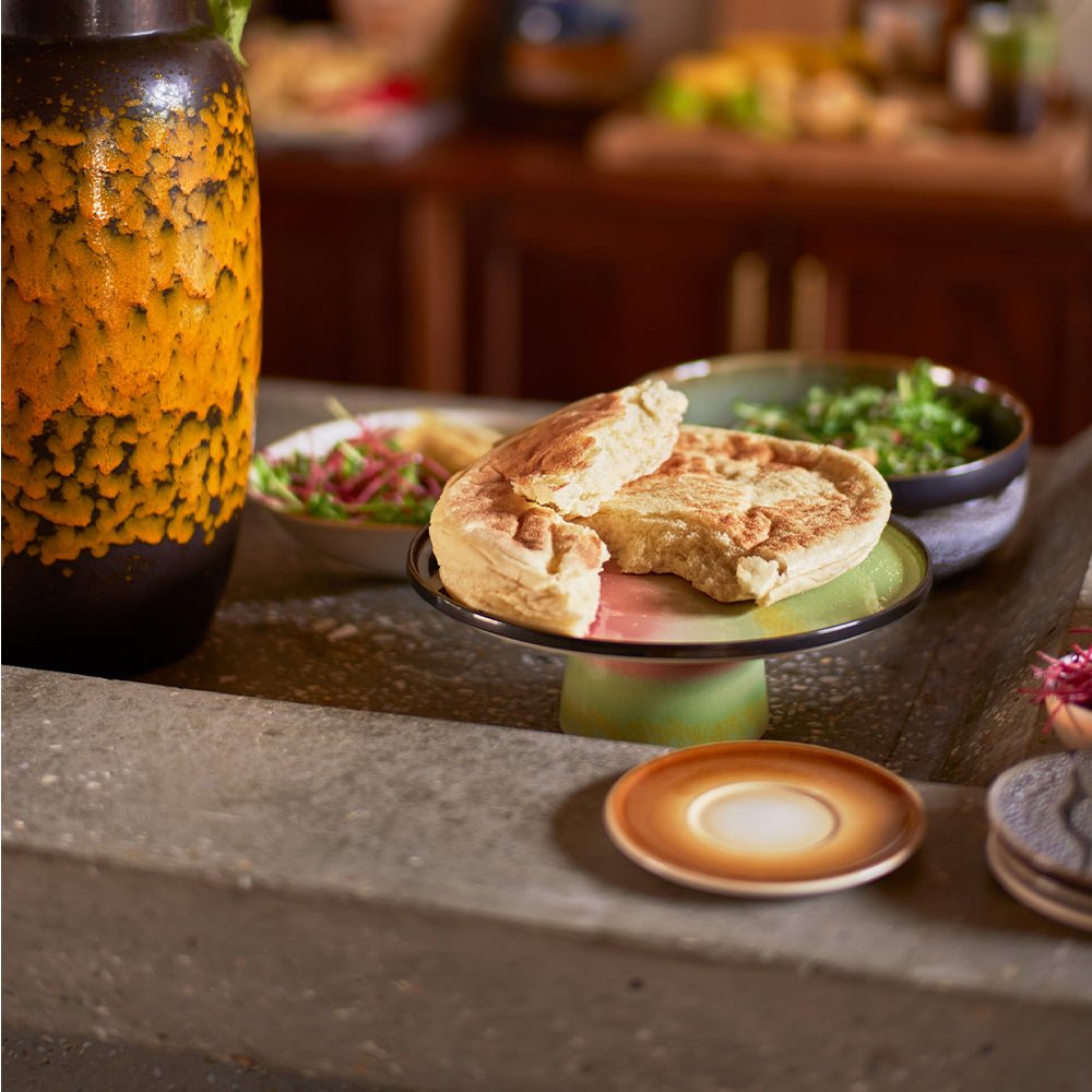 70s Ceramics: Plateau Licorice M